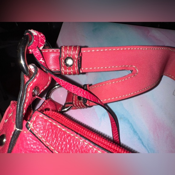 Hot pink Franco Sarto purse! Perfect for ☀️ spring and summer! ☀️ - Picture 14 of 16